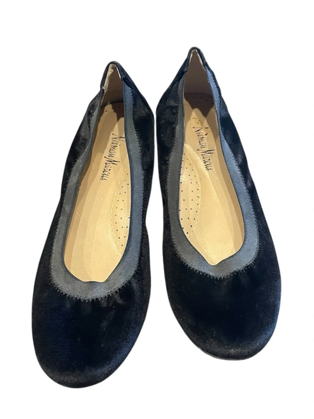 Neiman Marcus Black Velvet Ballet Flats - Comfortable Slip-On size 7.5